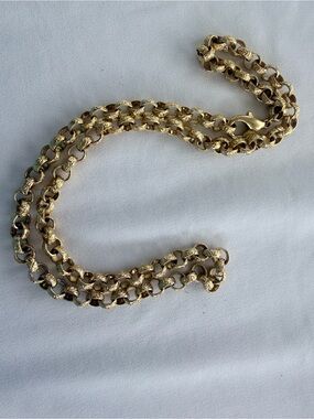 Gold Tone Textured Belcher Link Necklace - 18”